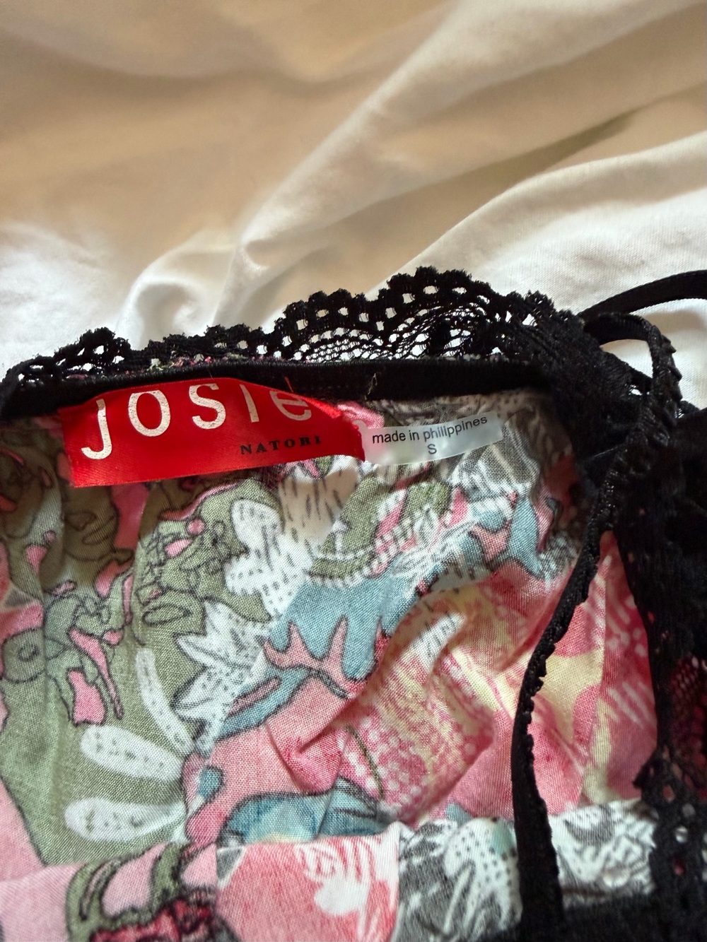 Natori Josie Floral Chemise - Picture 4 of 4